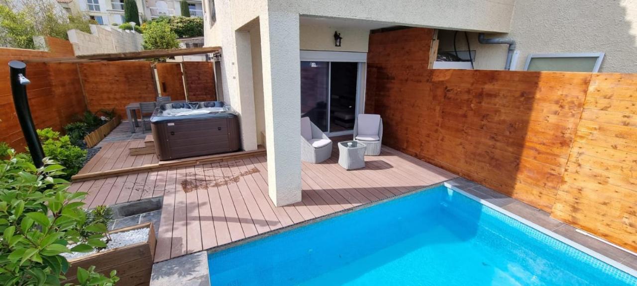 Rêves de vie, appartement vue mer, piscine non chauffée et spa privatifs Cassis Esterno foto
